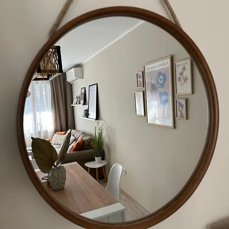 Samuil Apartment *